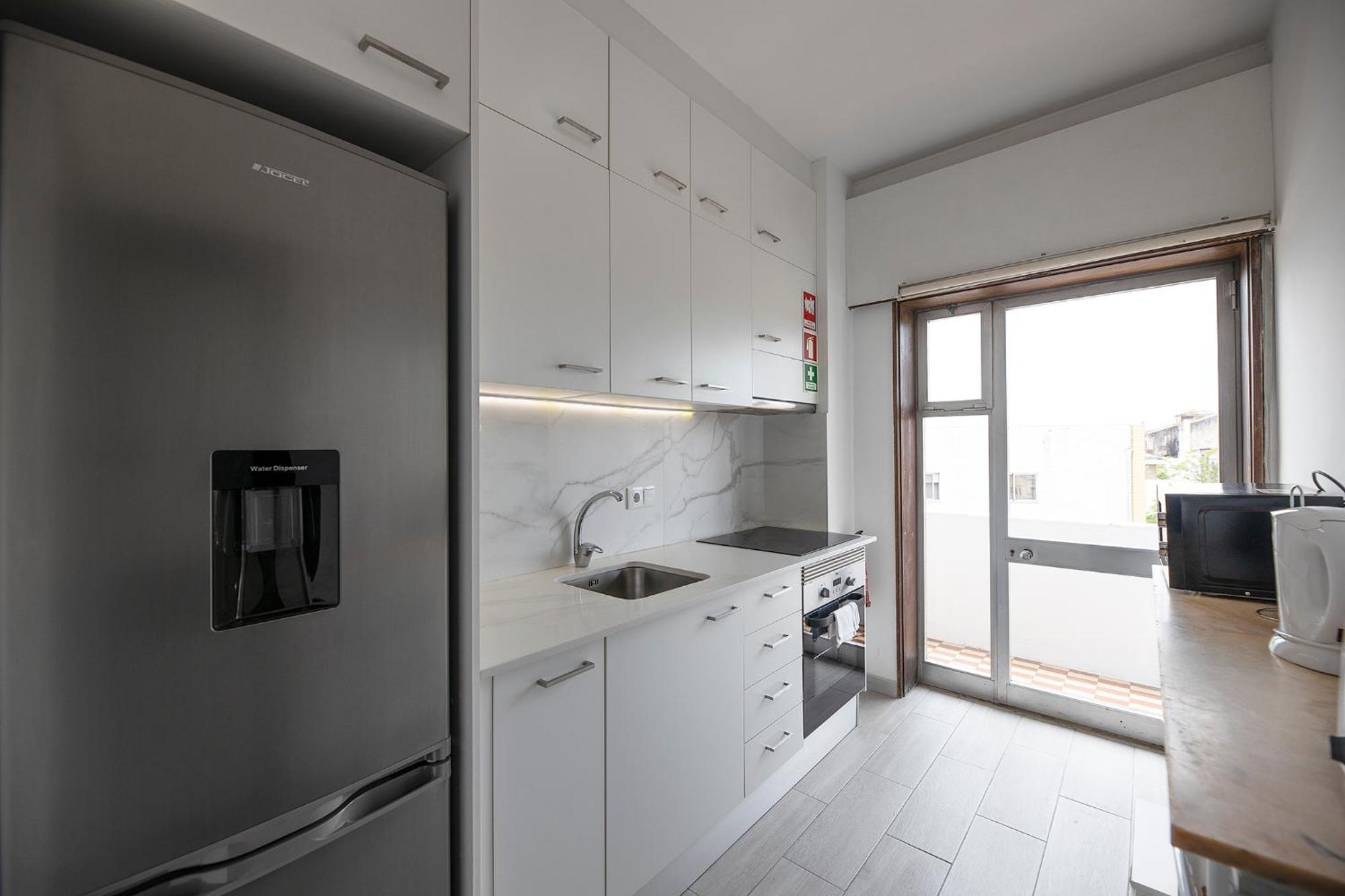 Flh Porto Spacious Apartment With Balcony Dış mekan fotoğraf