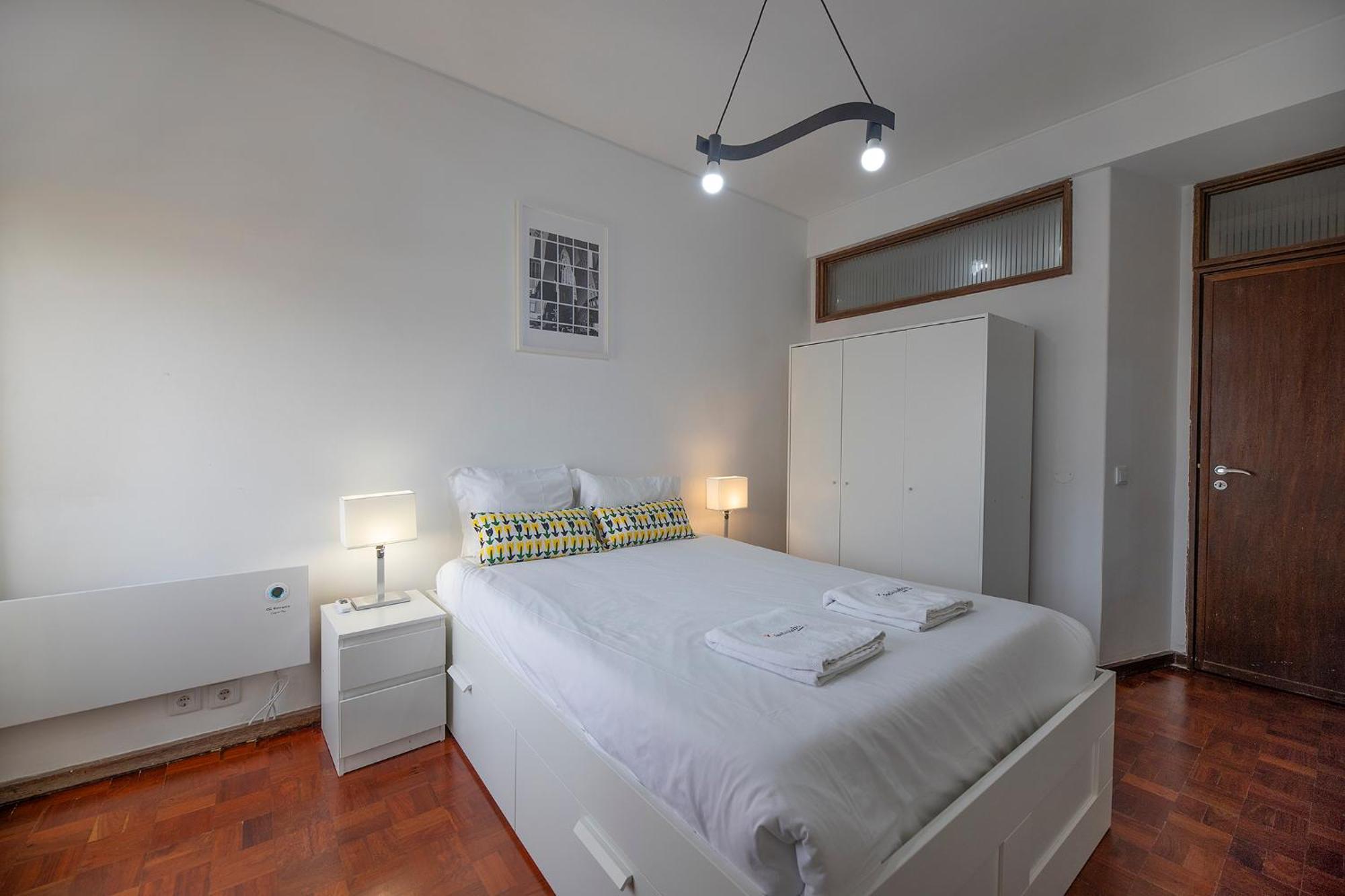 Flh Porto Spacious Apartment With Balcony Dış mekan fotoğraf