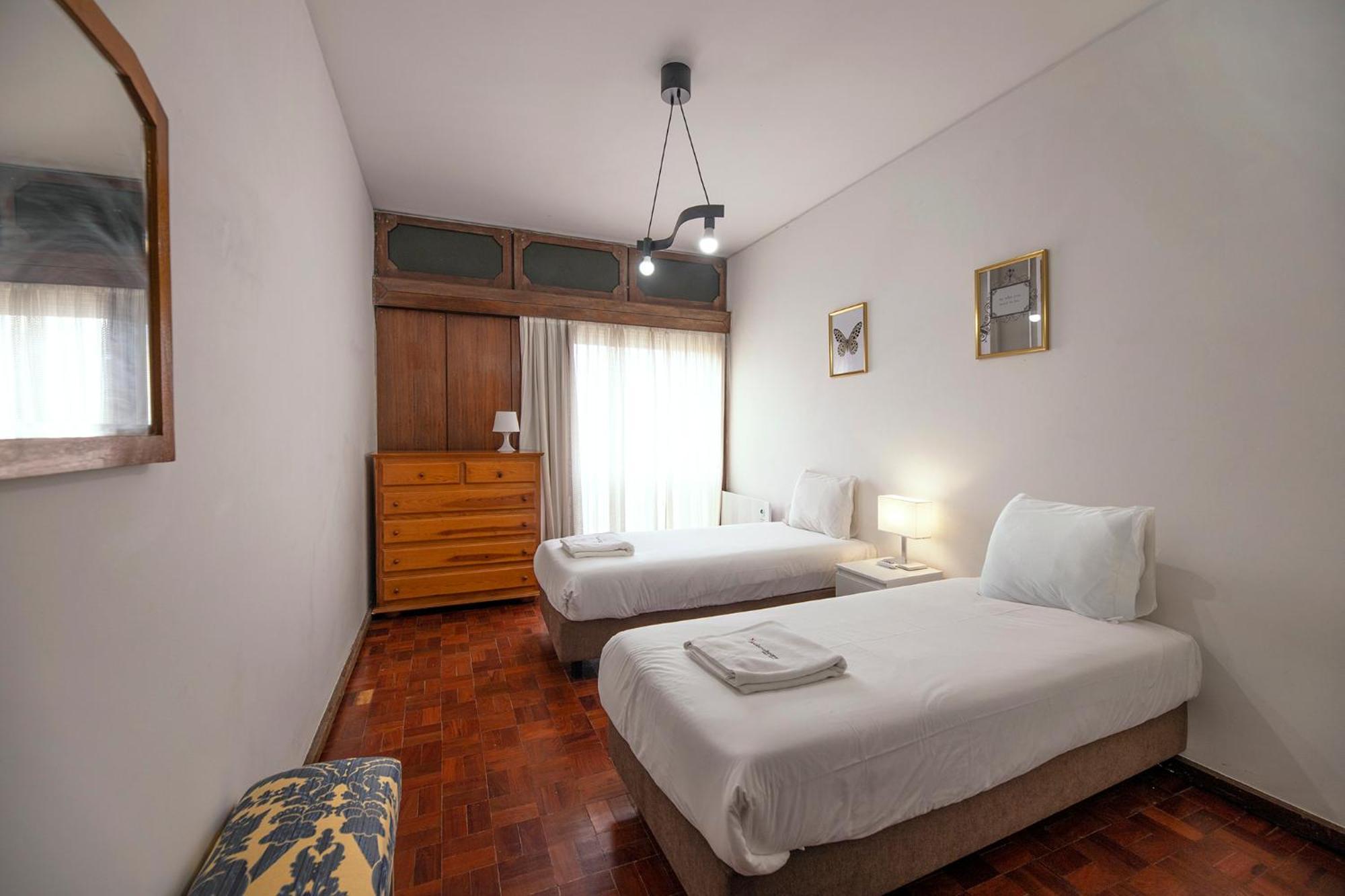 Flh Porto Spacious Apartment With Balcony Dış mekan fotoğraf