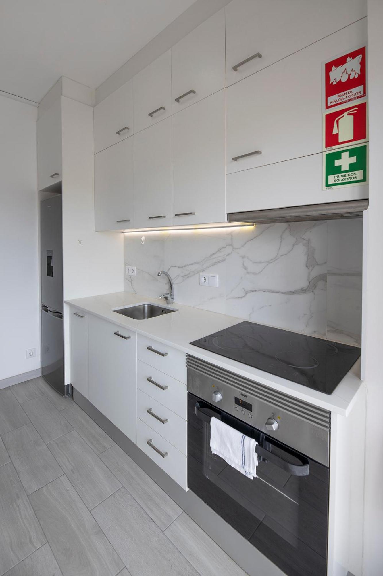 Flh Porto Spacious Apartment With Balcony Dış mekan fotoğraf